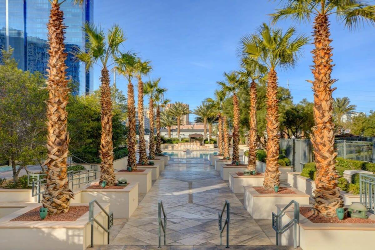 Mgm Signature-24-709 Strip View Jacuzzi Studio Las Vegas Dış mekan fotoğraf